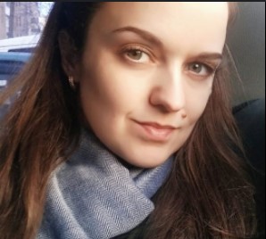 Ana Popescu - Client